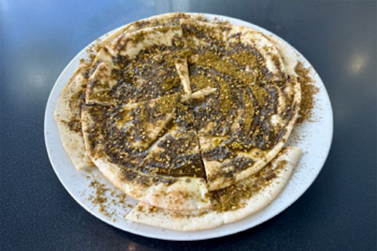 PAN PITA CON ZAATAR PAN PITA CON ZAATAR
