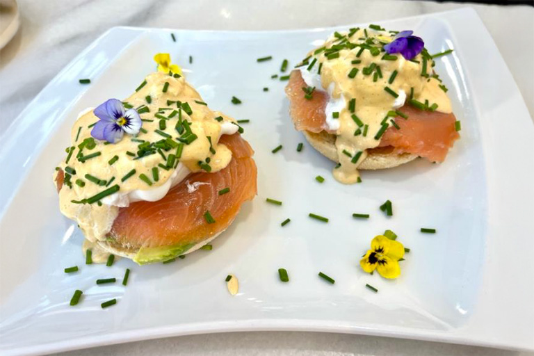 HUEVOS ROYALE HUEVOS ROYALE